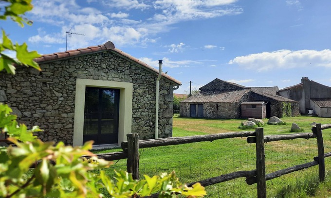 Bressuire Appartement | Studio 2 places proche du Puy du Fou