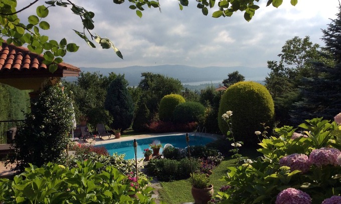 Masukiye Villa | Villa de 2 étages avec piscine dans le jardin