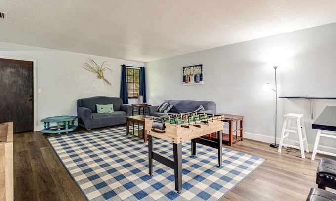 DeLand Maison | 2-Story 3/2.5 Townhome in the heart of Downtown Deland