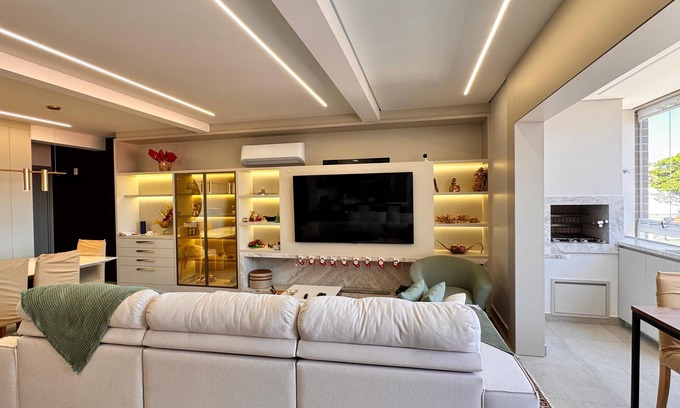 Centro Location De VR | 2 suites with 43" TV, air conditioning, electric blinds, furniture and high standard bed
