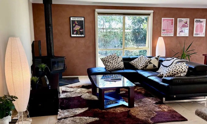 Torquay Maison | 2 x bed beach retreat Torquay, sauna, beach, golf