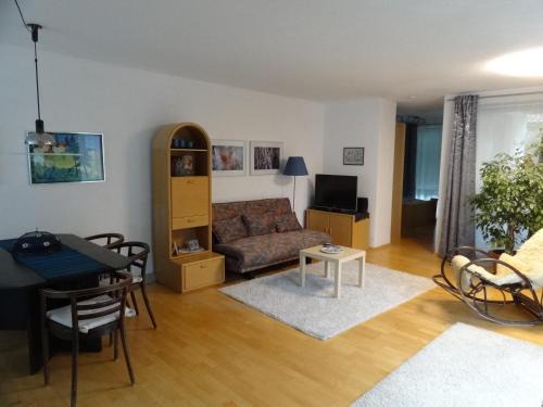 Ampass Appartement | 2-Zimmer Apartment Inntalblick