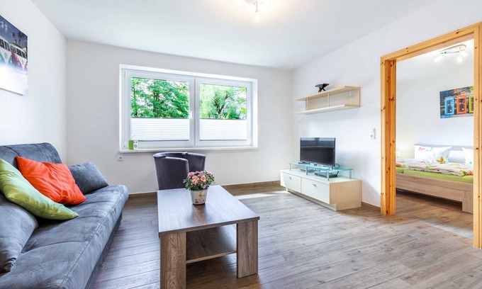 Kroepelin Appartement | 2- Zimmer- Ferienhaushälfte Lucky 1 - Familien Ferienhof Lucky bei Kühlungsborn OFC 08
