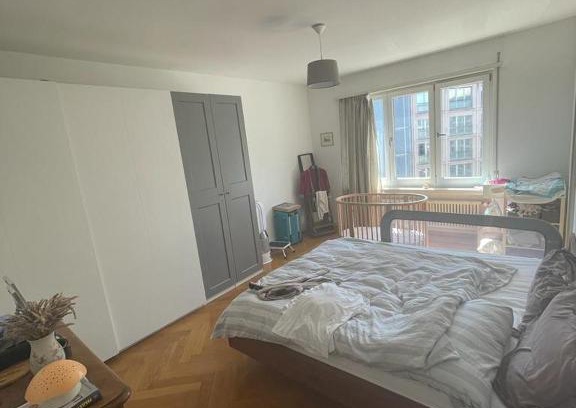 Enge Appartement | 2-Zimmer-Wohnung im Zentrum bei Enge in Seenähe