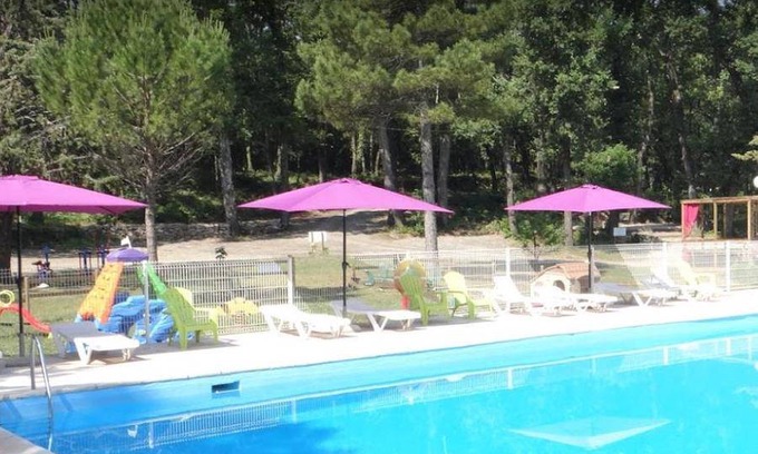 Monoblet Autre | 20 m² Tente ∙ 2 chambres ∙ 5 personnes