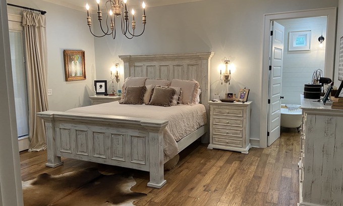Northport Maison | 20 min to Bryant Denny Stadium! 5min to public boat landing at Lake Tuscaloosa!