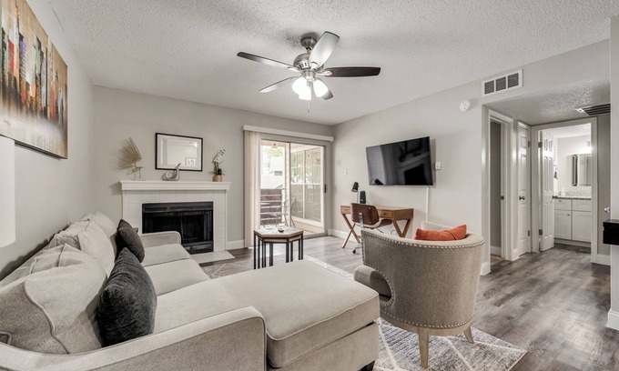 Irving Appartement | 20% off 1st Flr Fully Upgraded 1BD DFW South - Irving
