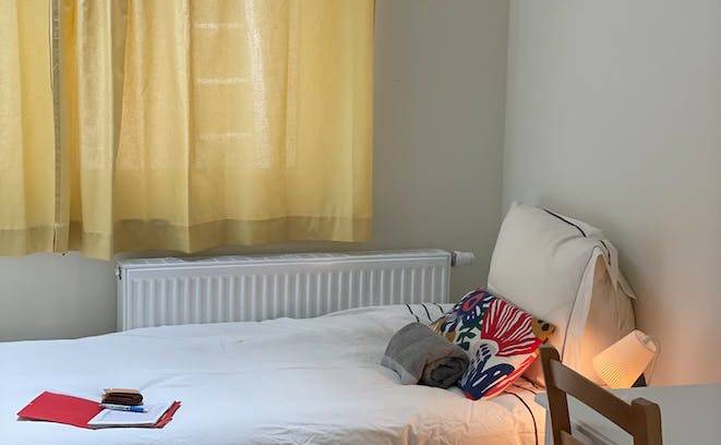 Quartier Midi-Lemonnier - Zuid-Lemonnierwijk Station Balnéaire | 200 m² Chambre privée ∙ 1 chambre ∙ 1 personne