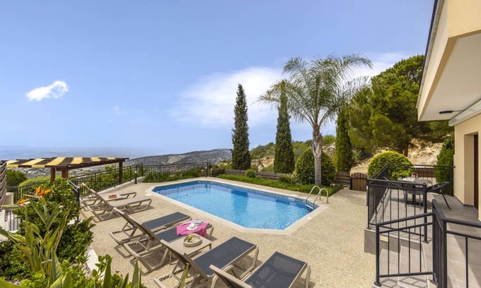 Meladeia Villa | 200 m² Villa ∙ 4 chambres ∙ 8 personnes