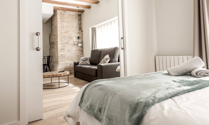 Old Town Appartement | 201 Javier Sierra - La Torre Boutique Apartments