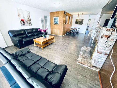 Hayward Maison | 202 Spacious Hayward Entire 4BR SFH