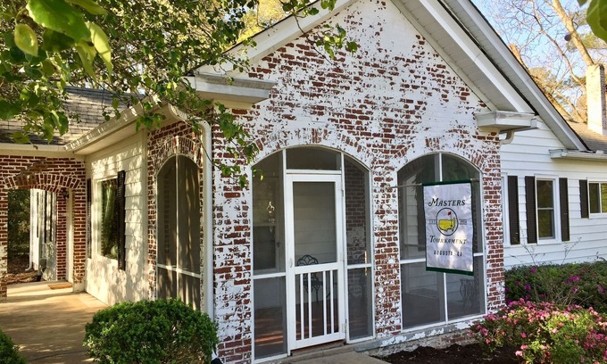Edgefield Maison | 2024 Masters Rental in Historic Edgefield, SC