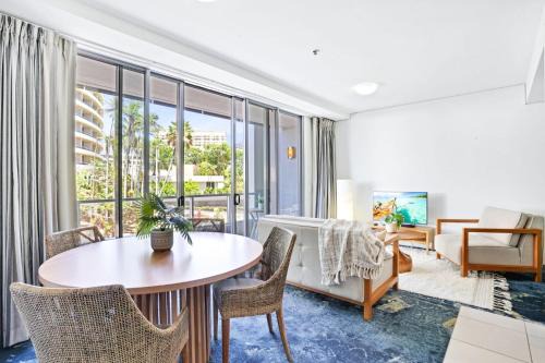 Cairns Central Business District Appartement | 219 Harbour Lights with Ocean Views