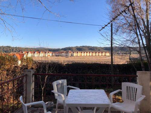 Ifrane Chalet De Ski | 220 m² Chalet ∙ 2 chambres ∙ 8 personnes