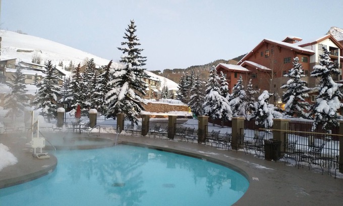 Crested Butte Copropriété | 223 Slope side base area Mt CB. Pet friendly