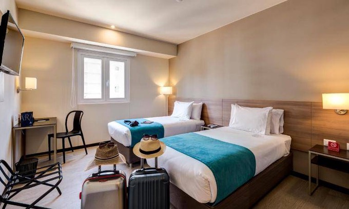 Leuro Hôtel | 23 m² Hôtel ∙ 10 personnes
