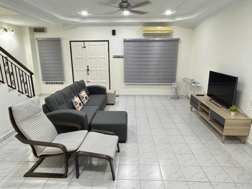 Kampung Kayu Ara Maison | 239 S2 # U Homestay