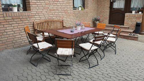 Dersdorf Lit Et Petit-Déjeuner | 24 m² Chambre d'hôtes ∙ 3 personnes