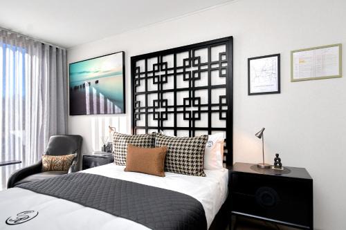 Kareeberg Appartement | 246 at 1ROSEBANK Executive Apartment