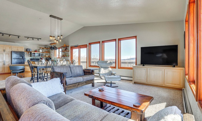 Fairplay Cabine | 24STR-00027 Fairplay Cabin w/ Mountain Views!
