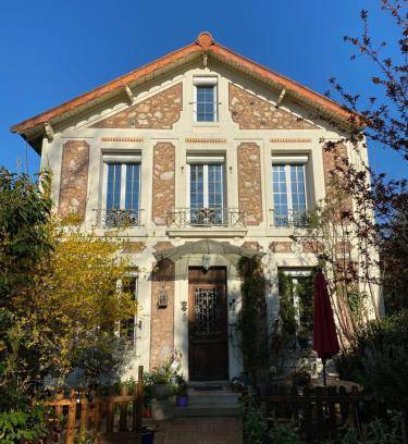 Villiers-sur-Marne Lit Et Petit-Déjeuner | 25 m² Chambre d'hôtes ∙ 2 personnes