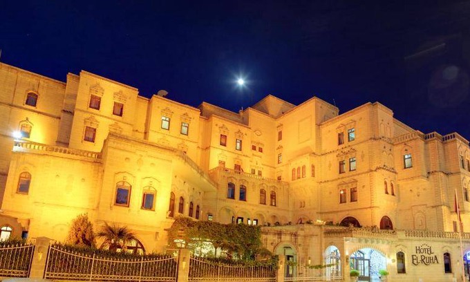 Eyyubiye Hôtel | 25 m² Hôtel ∙ 127 personnes
