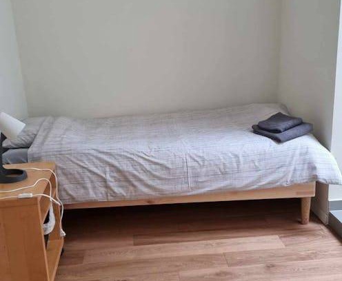 Quartier Midi-Lemonnier - Zuid-Lemonnierwijk Station Balnéaire | 25 m² Chambre privée ∙ 1 chambre ∙ 1 personne