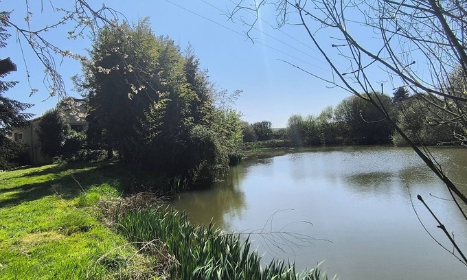 Saint-Leger-sous-Cholet Maison | a 25 minutes du Puy du Fou : La maison du Lac