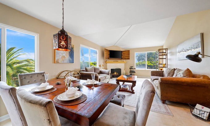 Corona del Mar Maison | 25% Off 30+ Stay! Gorgeous 3BR, 1 Mile To Newport