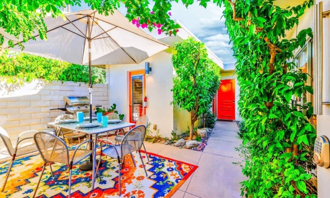 Old Las Palmas Appartement | 30% Off May! Great Location & Community W/Pool/Spa