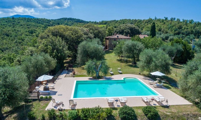 Seggiano Maison | 250 m² Longère ∙ 6 chambres ∙ 15 personnes