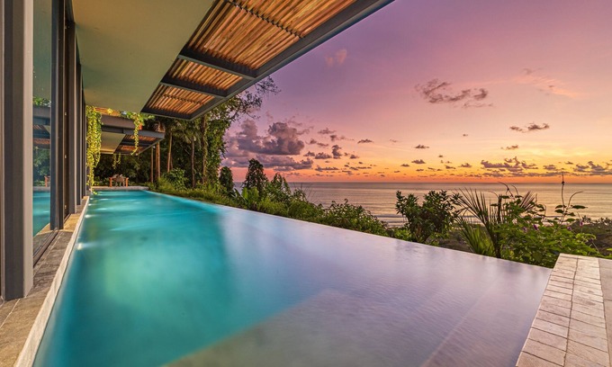 Marina Vista Maison | 25meter pool-Luxury-Dominical-Housekeeping-Beach
