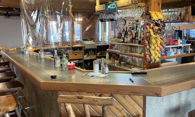 Alban Station Balnéaire | 26 French River Rooms