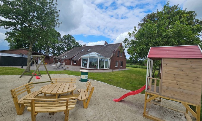 Wittmund Maison | 260sqm vacation home in secluded location for up to 12 guests-only 10km to the beach