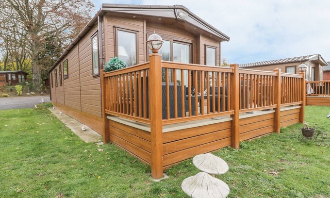 Haveringland Cottage | 27 Lake View, CAWSTON
