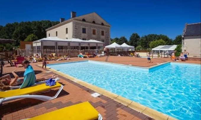 Brissac-Quince Maison | 27 m² Mobil-home ∙ 2 chambres ∙ 6 personnes