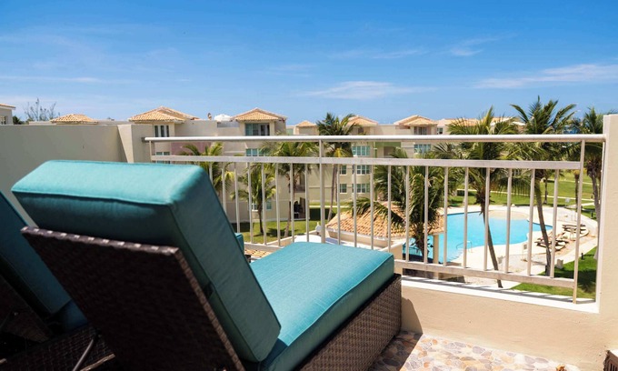 Jobos Copropriété | #28 Jobos Beach 4BR-3BA Penthouse w RooftopTerrace