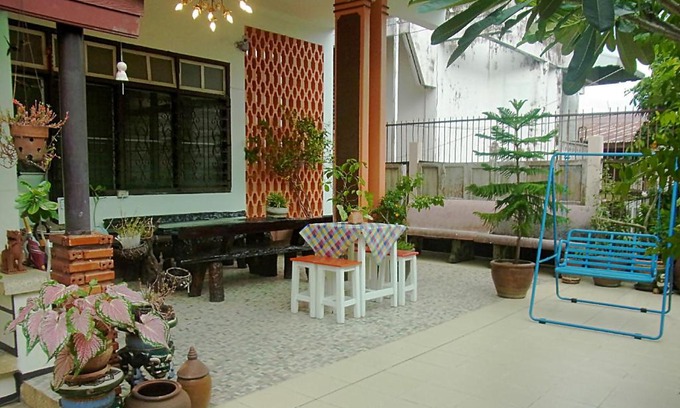 Nai Mueang Maison | 28 Rachabutr Hostel