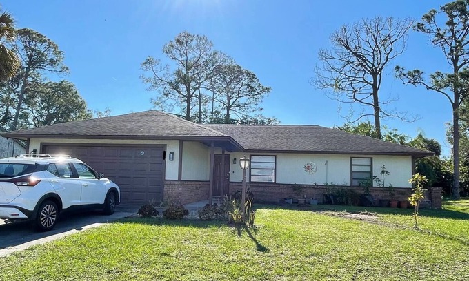 Palm Bay Appartement | 2bd: Modern Comfort /Convenient/