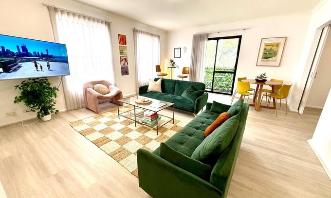 Northbridge Appartement | 2BDR 1BTH - James Jem