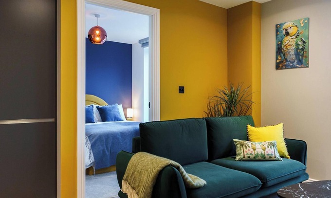 Holbeck Appartement | 2Bed 2Bath Golden Leeds Escape-Velvet Elegance 10 min City Center
