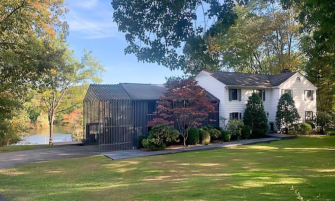 Greenwich Maison | 2BR, 1 BA, and Kitchenette in Lakeside Home in Greenwich with private dock.