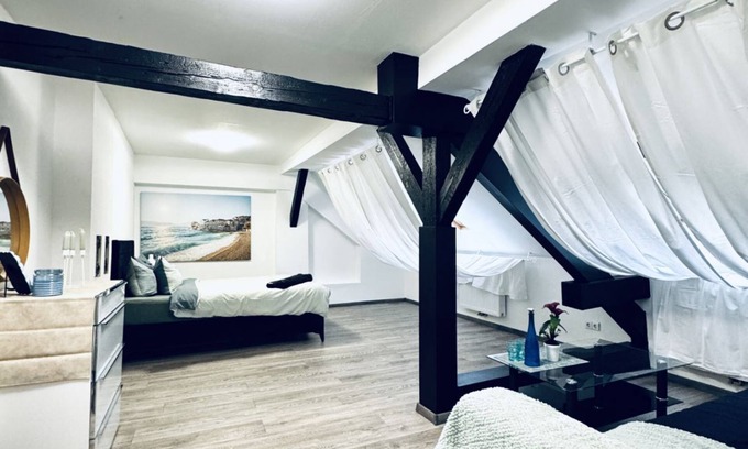 Klosterneuburg Appartement | 2BR&1LR Apt. Suitable for 7P, Peaceful Stay