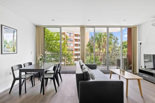 Strathfield Appartement | 2BR Apt in Strathfield Sleeps 6