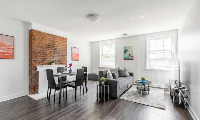 Beasley Appartement | 2BR Apt with Netflix - Close to Parks & Shopping