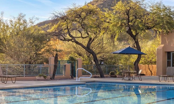 Starr Pass Copropriété | 2br Condo Golf in Sonoran Foothills & Swimming!