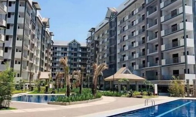 Bacoor City Copropriété | 2Br DMCI Condo near Airport & MOA. FREE PARKING!!!