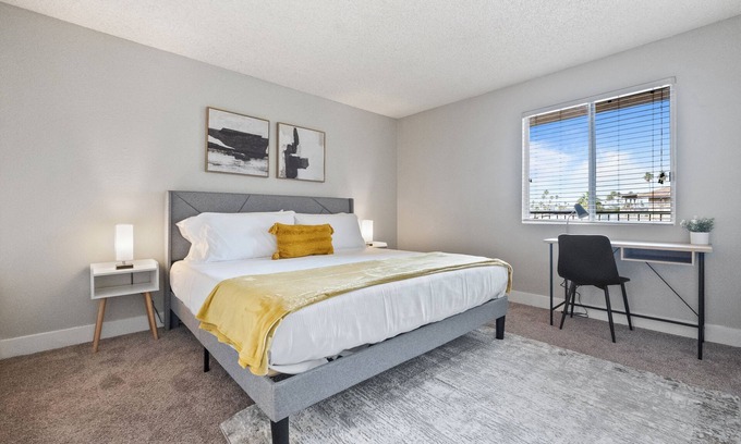 Mesa Appartement | 2BR/Pool/Gym/1 Mi To Banner Hospital