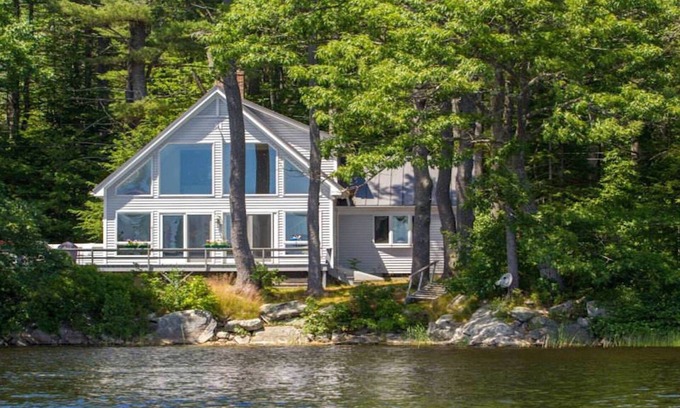 Damariscotta Maison | 2BR, 2BTH, Lakeside, Privé, Procès-verbal de boutiques, restaurants et activités