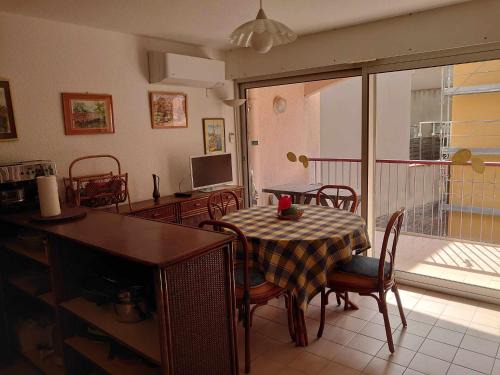 Collioure Appartement | 2DOM28 studio avec parking proche plage